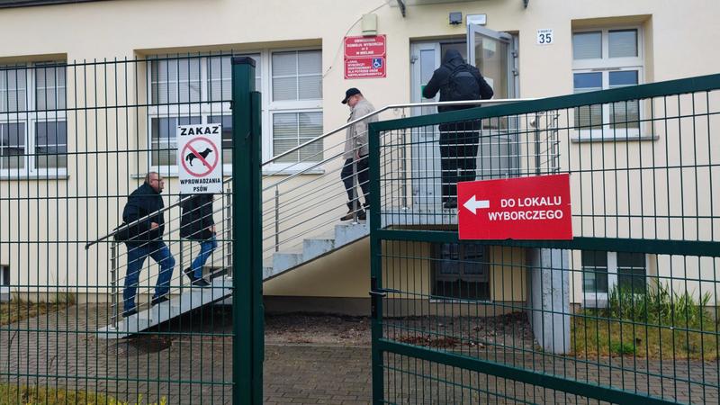 Przewodnik po lokalach wyborczych