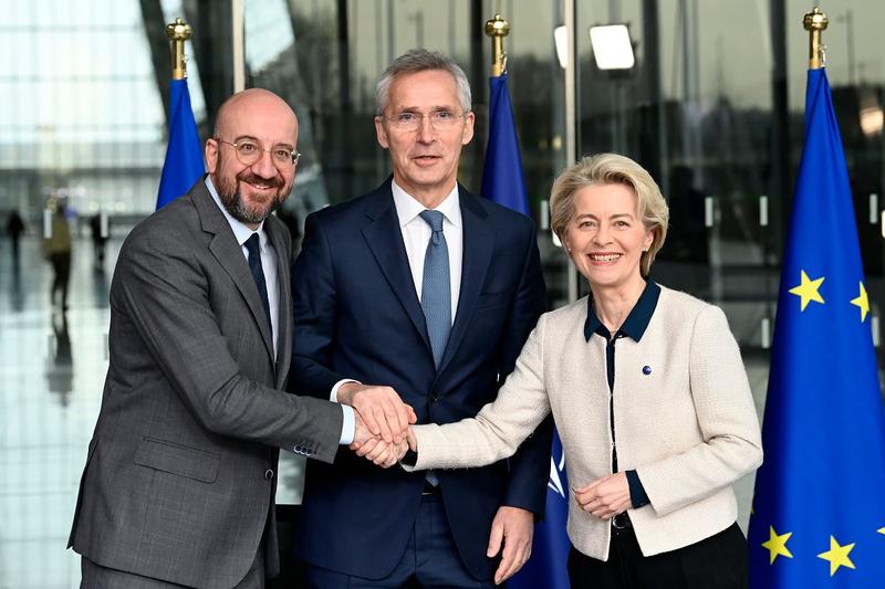 Rola NATO w bezpieczeństwie międzynarodowym