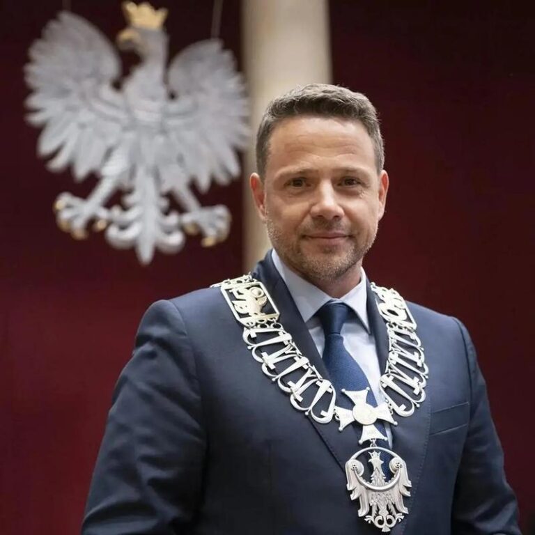 Ile zarabia prezydent Warszawy w 2026 roku? Oto szczegóły!